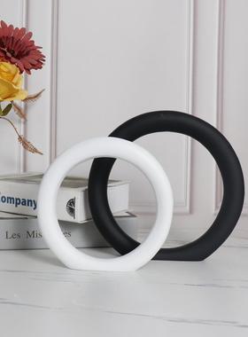 现代简约北欧极简创意几何圆圈摆件样板房售楼处书房客厅软装饰品