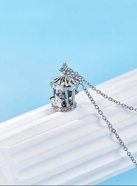 旋转木马小新年纯银s925项链卡通