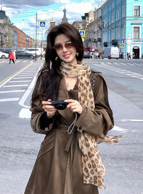 棕色豹纹丝巾系脖女款2026新款