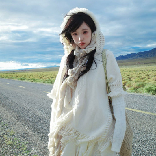 白色森系斗篷披肩百搭流苏毛衣针织衫草原旅行波西米亚披风围巾女