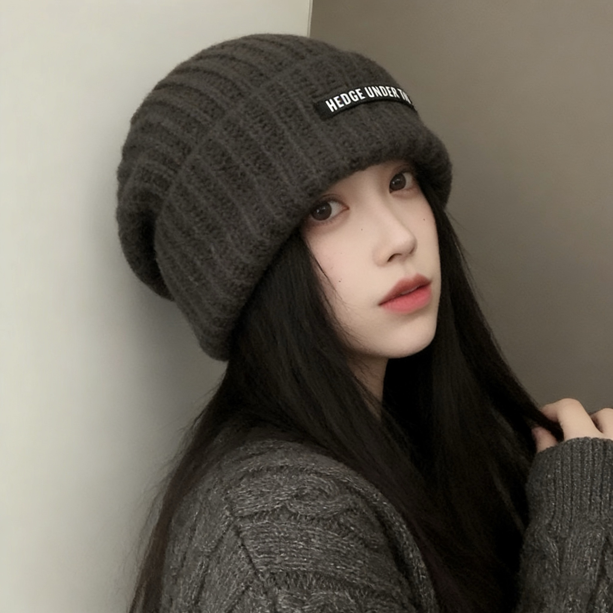 深灰色针织毛线帽子女2026新款冬大头围保暖护耳冷帽显脸小堆堆帽