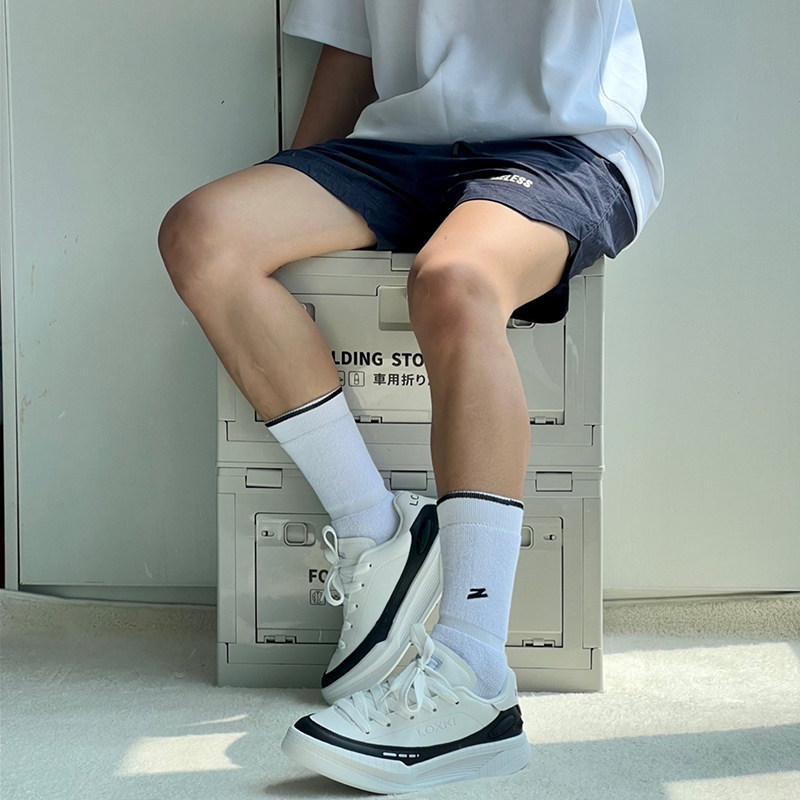 LOXKi洛克斯基男生鞋子秋冬新款板鞋男鞋厚底增高鞋【明星同款】