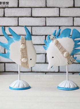 地中海风格家居饰品蓝白木质对鱼摆件做旧亲嘴鱼桌V面电视机柜摆