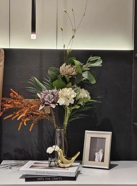 样板房茶几床头柜装饰品摆件高级感软装花艺杂志香薰轻奢现代家居