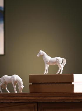 创意小白马摆件陶瓷工艺品办公室桌面茶桌装饰配件盆景造景摆设品