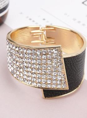 衣帽间手链手环珍珠项链首饰摆件衣柜抽屉梳妆台饰品装饰简约现代