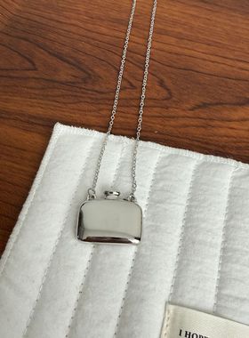 百搭甜酷个性小众ins灰色锁骨链