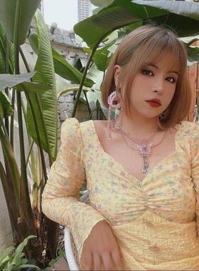 【巴黎春天】粉色蝴蝶重工项炼超美灵动闪耀纹理色泽夏天项炼