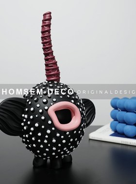 从上创意卡通怪物公仔摆件儿童房间萌趣雕塑客厅电视玄关酒柜装饰