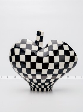 空合现代黑白棋盘格创意花器 样板间售楼处酒店软装花瓶摆件