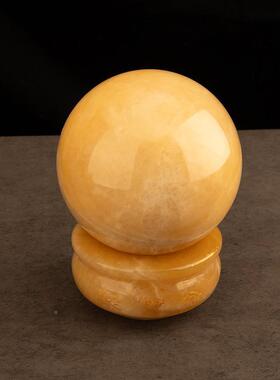 天然黄玉水晶球摆件底原矿打改善北厨房西角聚10009641磨宝盆座财