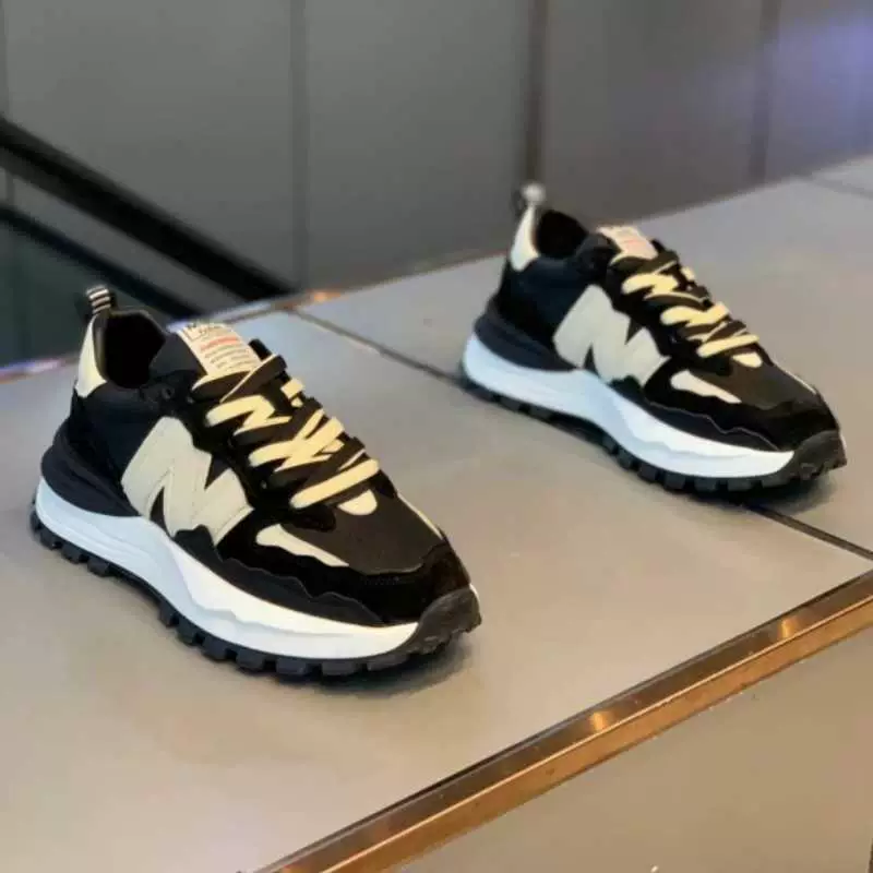2024 год весна Новая дышащая обувь Dad Shoes для спорта и отдыха, универсальная, толстая подошва, рост вверх, мужские кроссовки, ретро стиль, трендовые мужские кроссовки