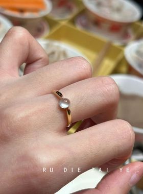 桃思竹一汪清泉~冰透白