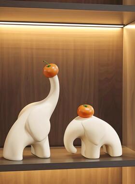 招一财大象对居玄关摆件酒柜电c614垂鼻视柜轻奢档创意现代简约家