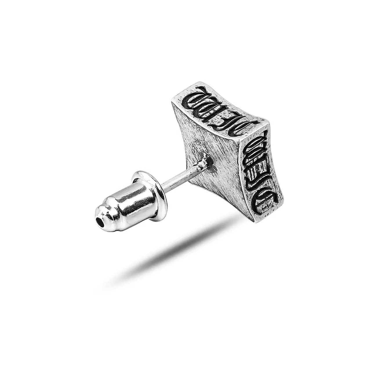 S925银珐琅刻雕四叶花耳钉男轻奢高级感耳环百搭日常饰品生日礼物,淘宝优惠券,粉丝福利购,淘宝优惠卷