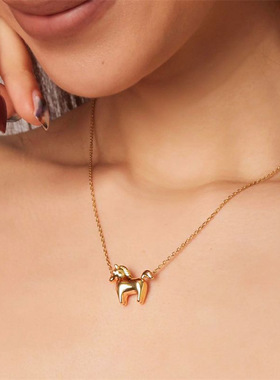 爆款金色小马项链女高级感生肖马