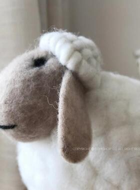 北欧都市系列手工毛线绵羊家庭组合家居装饰桌面层板装饰摆件