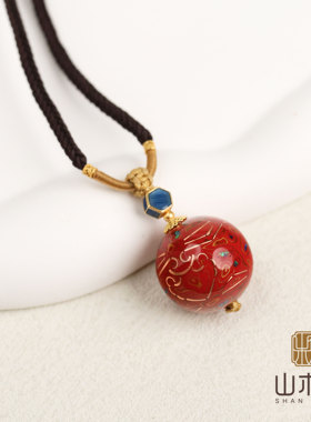 玫瑰红大漆2.0同心锁编绳项链