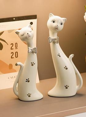 创意陶瓷可爱情侣猫咪闺蜜结婚礼物家居客厅酒柜卧室摆件小装饰品