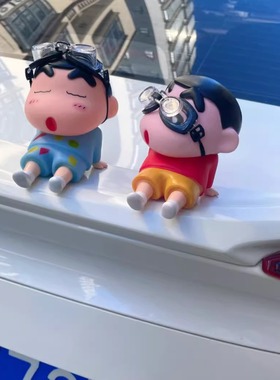 飞行员蜡笔小新车载摆件汽车外卡通可爱公仔车载后备箱车顶装饰品