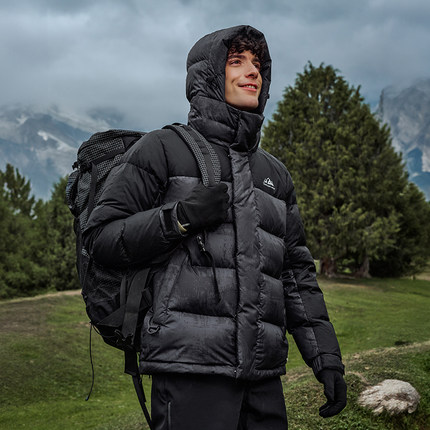 坦博尔运动秋季新品羽绒服男士短款连帽户外保暖高充绒休闲外套潮