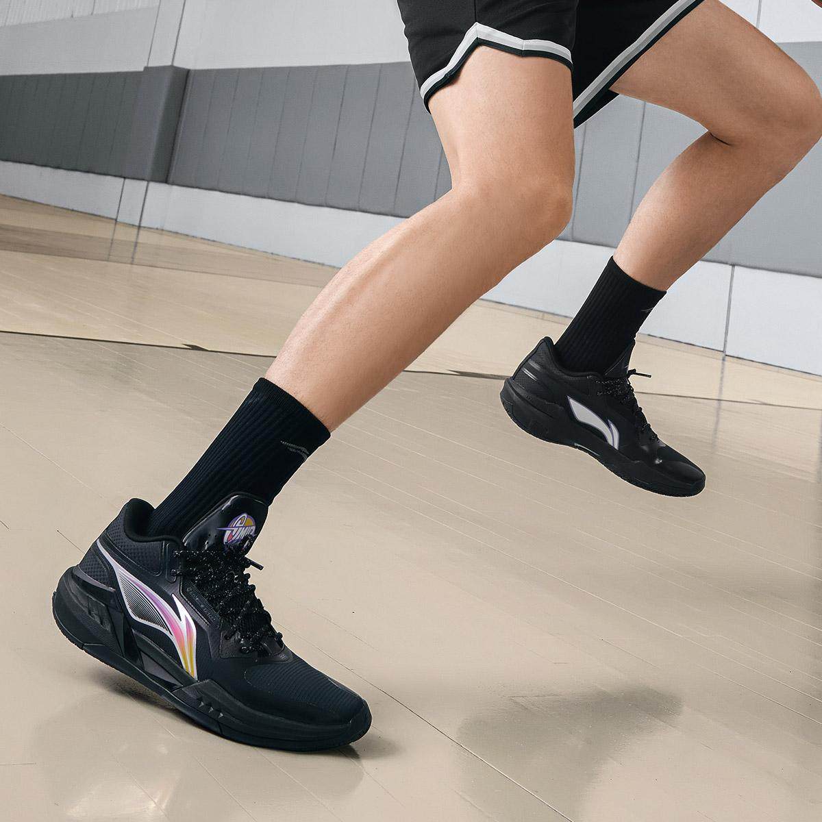 李宁正品轻速3 Mid男子反光轻量高回弹中帮稳定篮球场地鞋ABPV019,淘宝优惠券,粉丝福利购,淘宝优惠卷