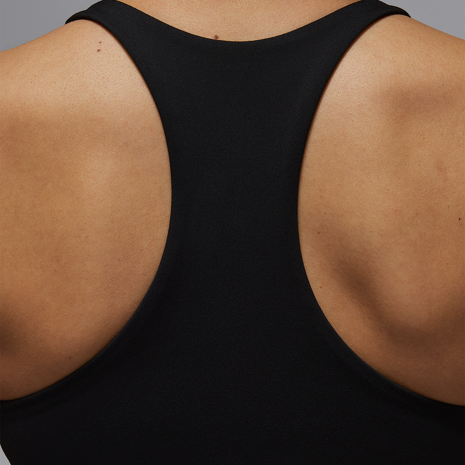 Nike/耐克正品JORDAN女士无袖训练透气运动修身背心HQ8906-010 - 图2