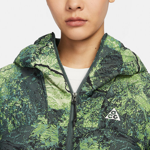 Nike/耐克正品新款女士户外拒水保暖运动夹克FN1920-338 - 图1