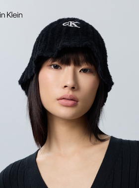 CK男女同款刺绣毛绒渔夫针织帽