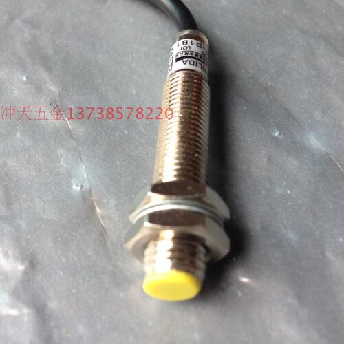金利达M8平头感应接近开关J2-D1B1三线NPN常开10-36V传感器D2B1 - 图1