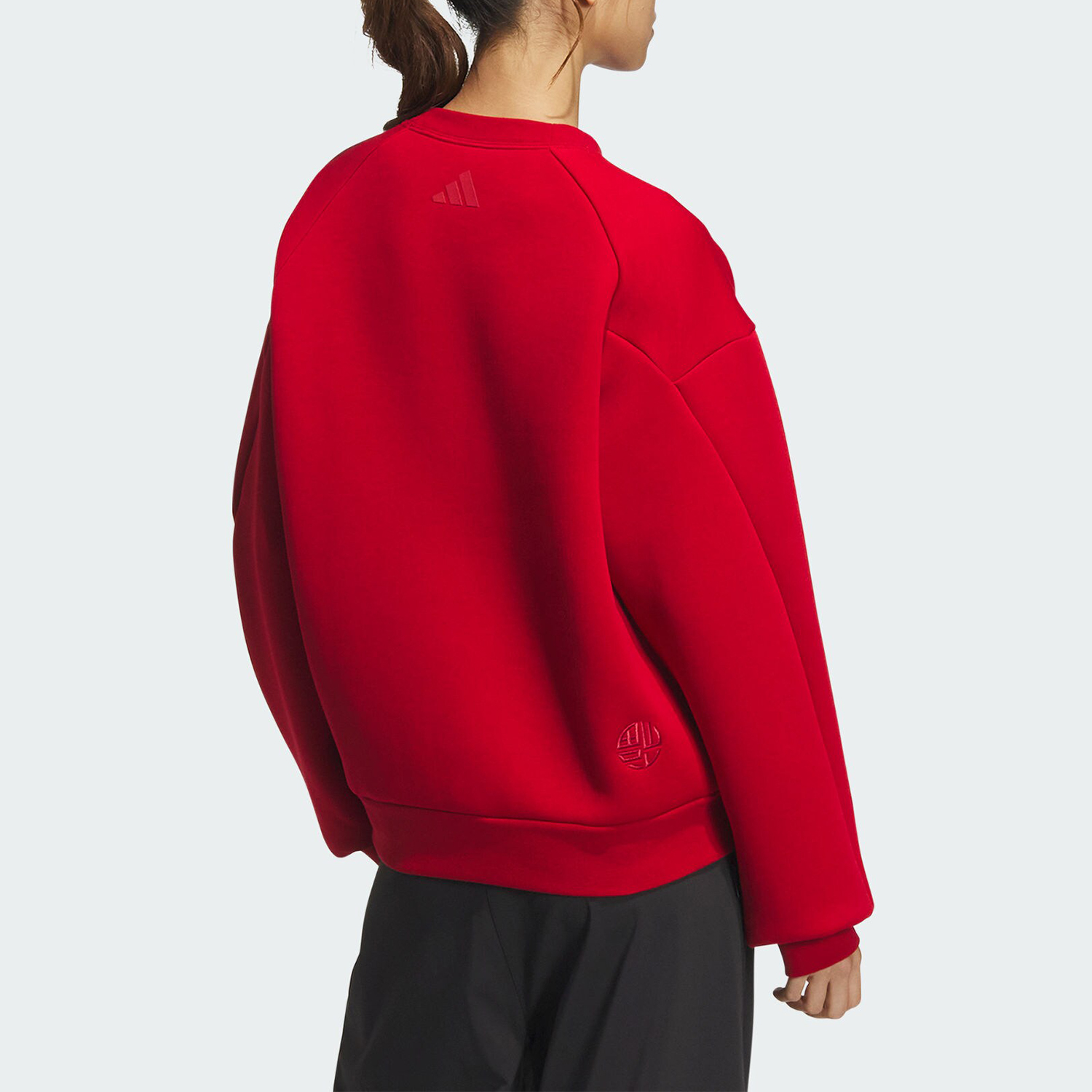 Adidas/阿迪达斯正品新款女士蛇年新年款双面针织卫衣JZ1640 - 图1