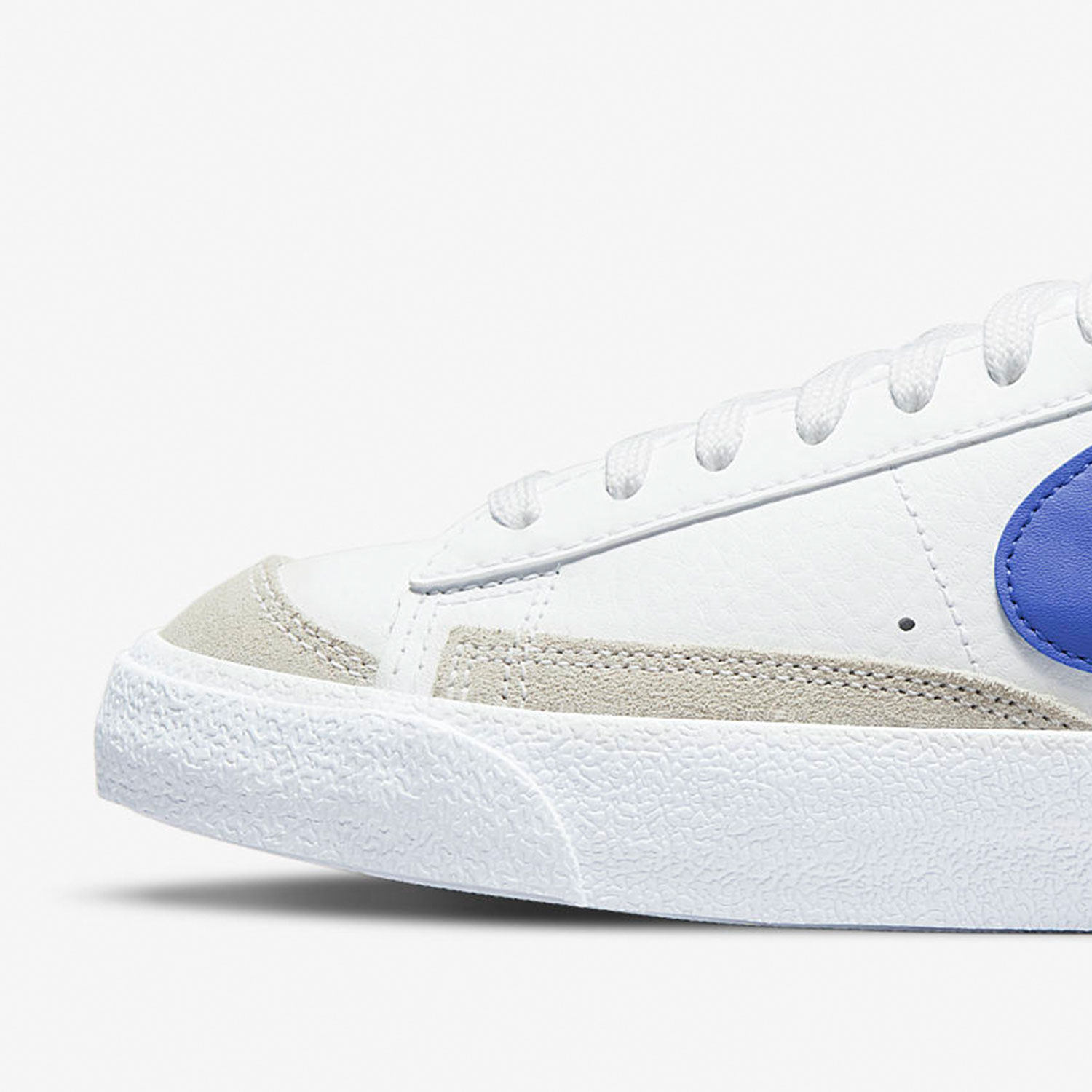 Nike/耐克正品BLAZER LOW 77女子GS大童运动板鞋 DA4074-109 - 图2