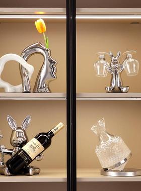 暴力熊红酒架摆件现代简便轻奢客厅酒柜电视柜餐边柜高级感装饰品