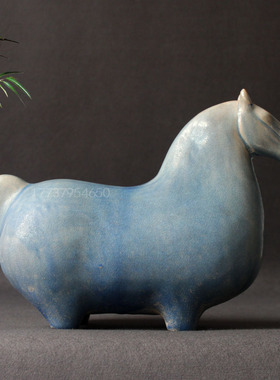 陶瓷马摆件仿古做旧抽象s马短腿马家居装饰品电视柜摆设艺术收藏