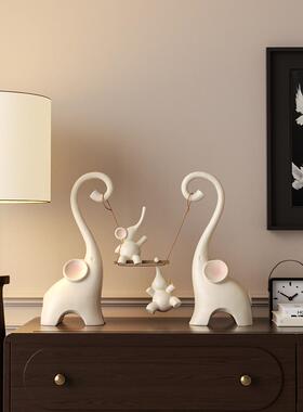 新家客厅软装高级感小众摆件轻奢艺术姹寂风展示架玄关酒柜装饰品