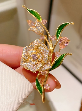 简约高级感花朵叶子胸针百搭