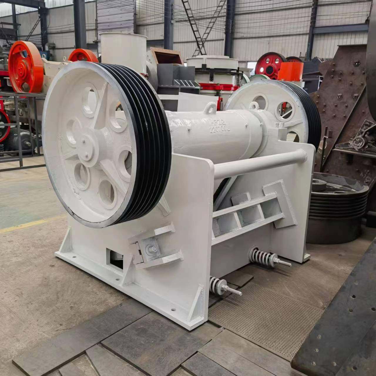 现货时处理105吨鹅卵石电机款带55千瓦电机pex300*1300鄂破机打砂,淘宝优惠券,粉丝福利购,淘宝优惠卷