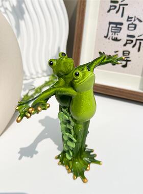 瑜伽青蛙网红小摆件创意树脂工艺品琉璃治愈解压礼物桌面趣味装饰