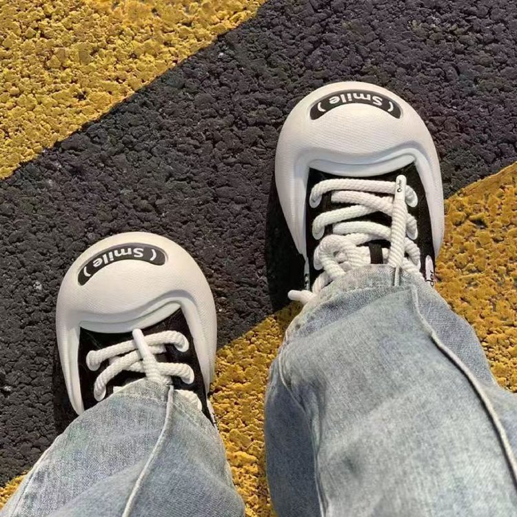 明星同款小白鞋女2024秋冬时尚开口笑帆布鞋小个子休闲可爱风板鞋