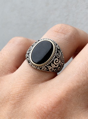 欧美新款 时尚平面黑色水晶雕刻花纹男戒指环饰品