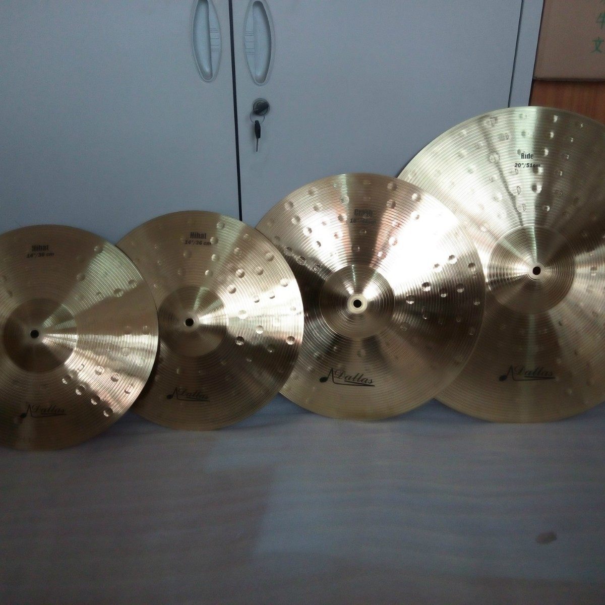 架子鼓镲片套装 铜钹 黄铜 青铜款式爵士鼓金属演奏型共鸣,淘宝优惠券,粉丝福利购,淘宝优惠卷