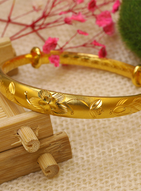 黄金鱼樱花推拉金包银手镯送妈妈