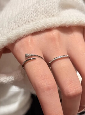 显手细小众锆石素圈叠戴食指戒