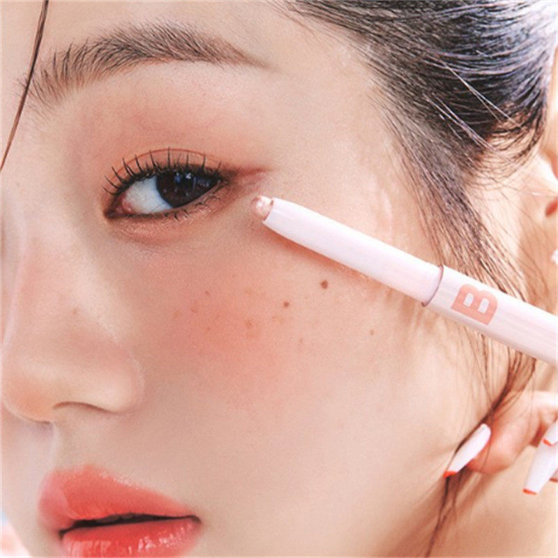 【韩国直邮】芭妮兰BANILA CO卧蚕笔 眼影笔眼影棒自然提亮,淘宝优惠券,粉丝福利购,淘宝优惠卷