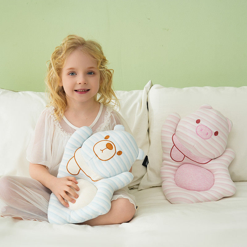 意屋语小猪午睡神器小学生午休睡觉抱枕座椅靠垫儿童安抚趴睡枕,淘宝优惠券,粉丝福利购,淘宝优惠卷