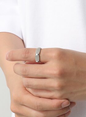 日本直邮TOMWOOD 男士 Umi Band 戒指 中号 101441 配饰 925 银戒