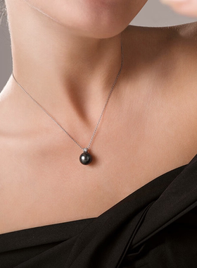 18K金镶钻石黑珍珠吊坠项链正圆高亮海水珍珠颈饰送女友礼物