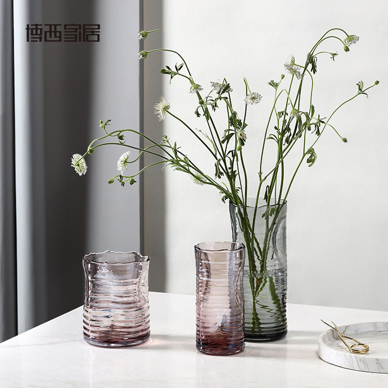 博西家居 玻璃花瓶现代简约圆柱扭转花器 设计师家居软装饰品摆件,淘宝优惠券,粉丝福利购,淘宝优惠卷