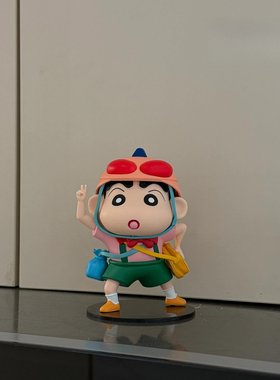 好可爱！送花蜡笔小新摆件桌面装饰品客厅电视柜手办创意家居好物