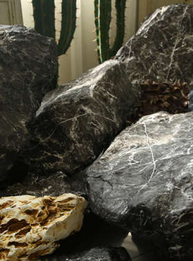 仿真玻璃钢黑山石庭院假石头室内造景摆件道具楼梯转角假山景观